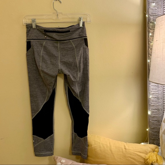 Lulu Leggings - Picture 2 of 5